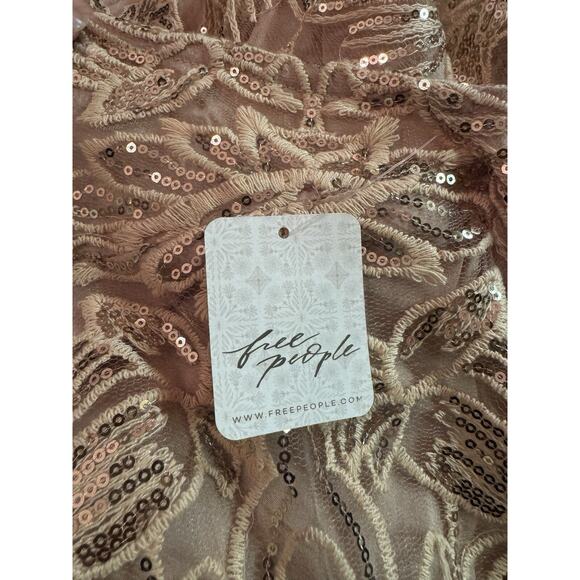 Free People Swingin It Women’s Romper In Champagne Peach SZ Large sequin - Picture 6 of 12